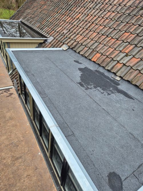 Zinken dakgootrenovatie